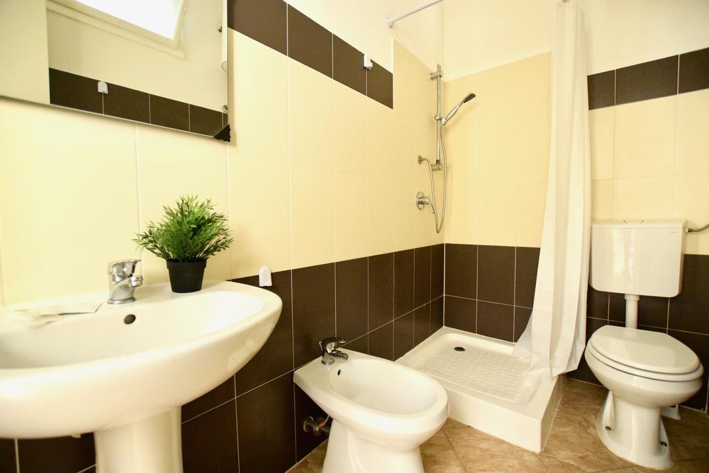 Budget Apartment By Hi5 - Revai Koz Budapest Bagian luar foto