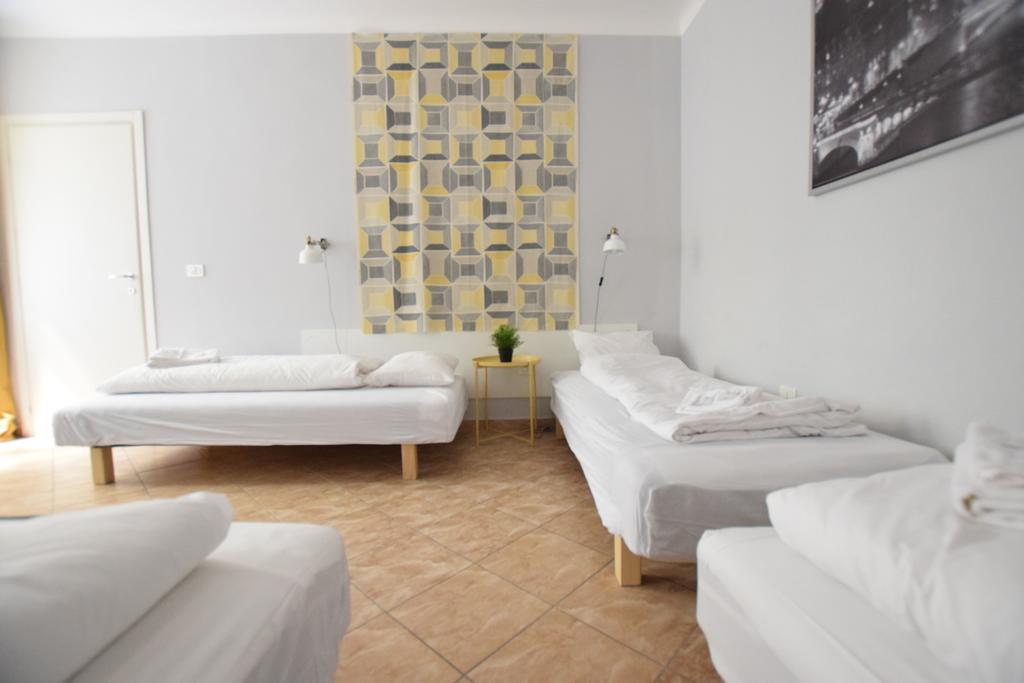 Budget Apartment By Hi5 - Revai Koz Budapest Bagian luar foto