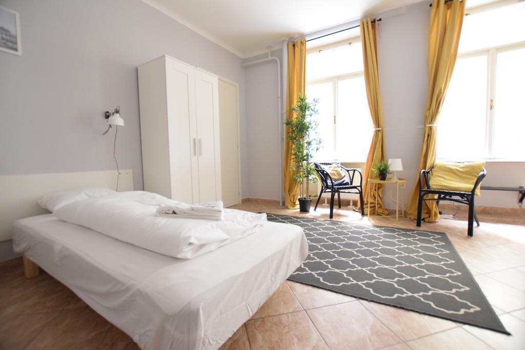 Budget Apartment By Hi5 - Revai Koz Budapest Bagian luar foto